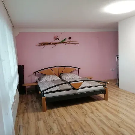 Ferienwohnung Blau Ichenhausen